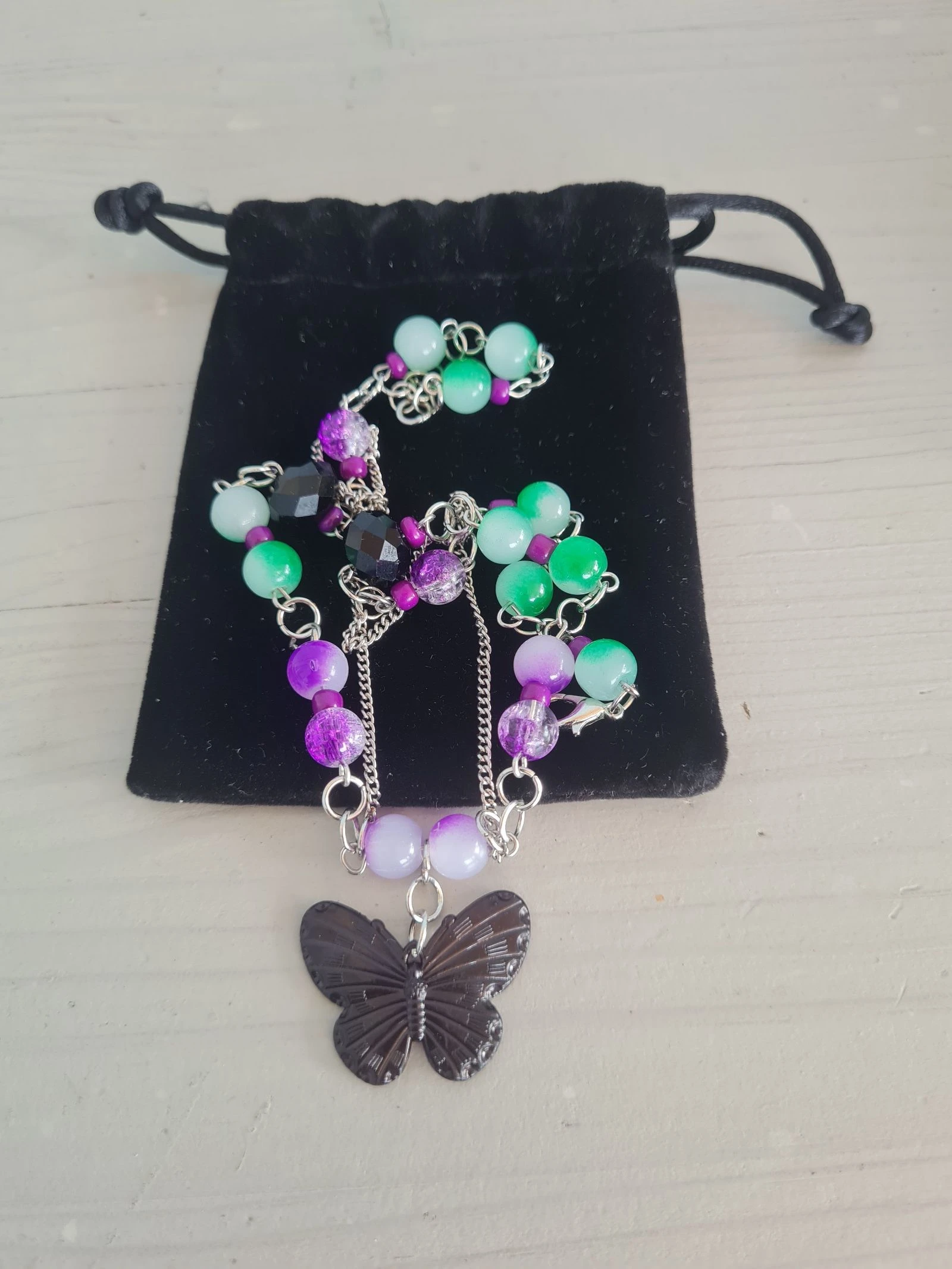 Zilveren ketting met paarse en groene parels 🌺 vlinderhanger – photo 4